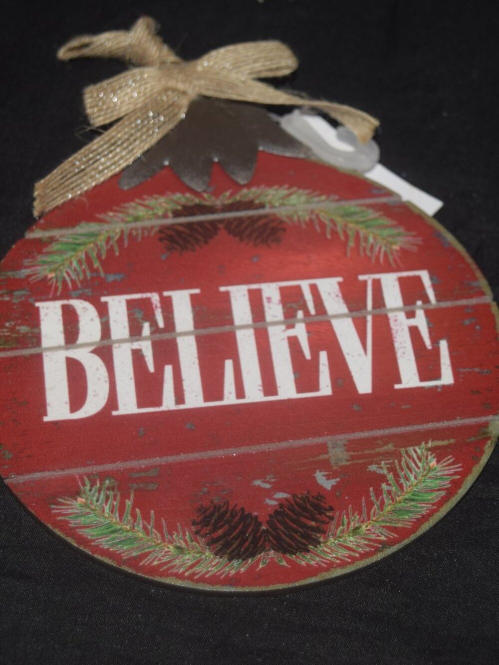 Rustic Wooden "BELIEVE" Ornament Plaque – Farmhouse Christmas Wall Decor